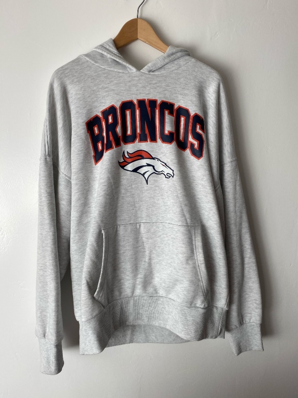 Denver Broncos Gameday Couture Hoodie Fleece Size L Women's Sweatshirt Oversized
